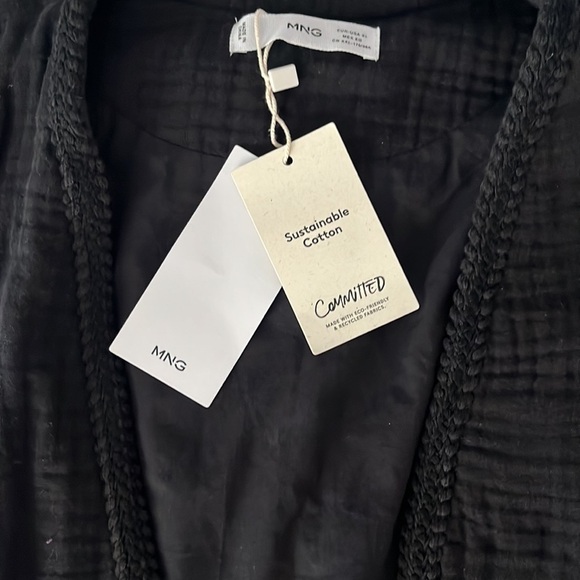 Size xlarge NWOT MNG black vest - Picture 3 of 5